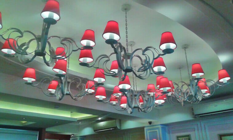 The restaurant in SM North with show-stopper chandeliers