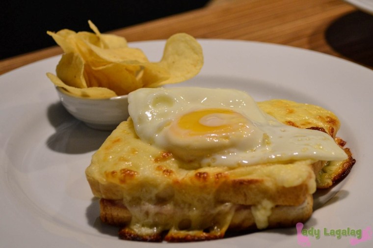 Croque Madame has been one of the most picked food in restaurants for breakfast. Have this one from a restaurant in Poblacion.