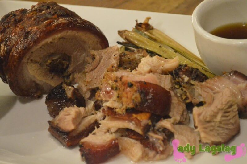 No need to go to Cebu to have lechon experience when you can have it from a restaurant in MOA