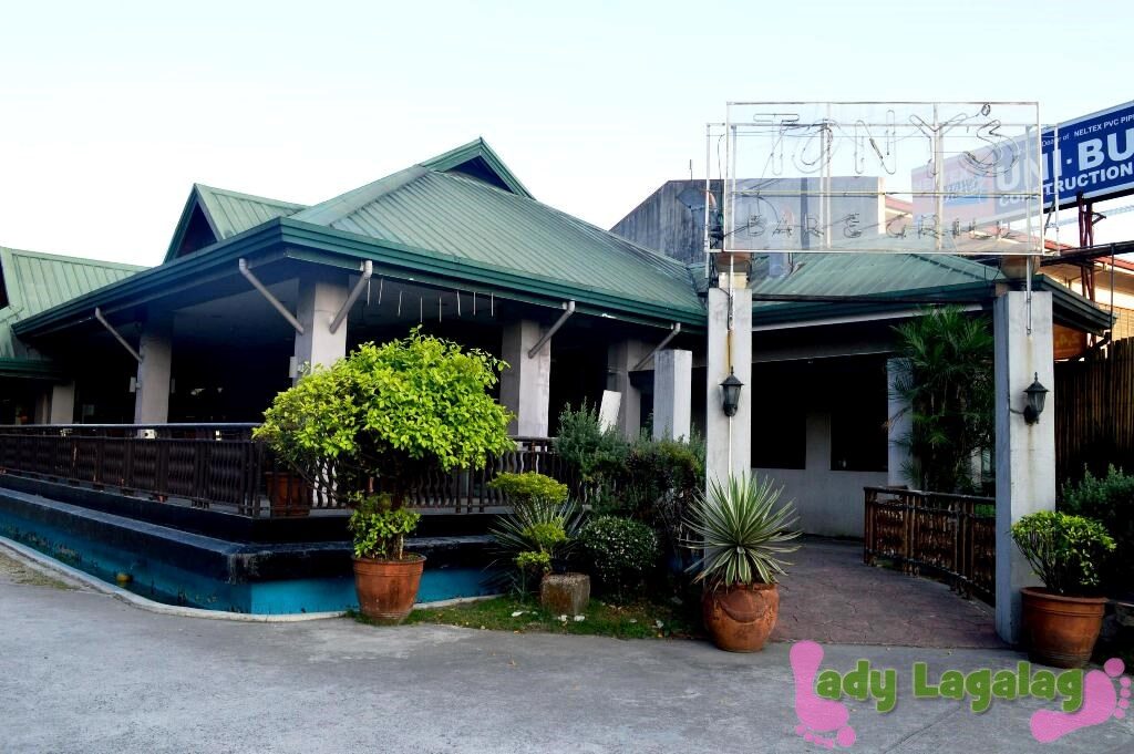 Looking for a restaurant in Mindanao Avenue? Head on over at Tony’s Bar and Grill