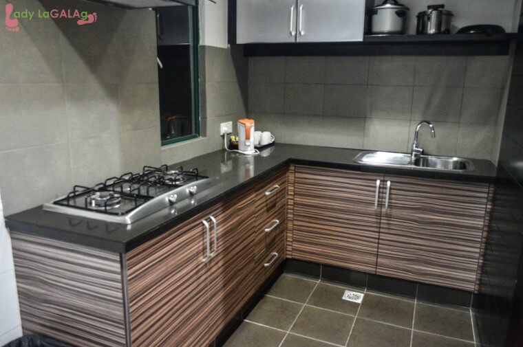 If you are looking for a Kota Kinabalu hotel that has kitchen, an apartment hotel is recommended.