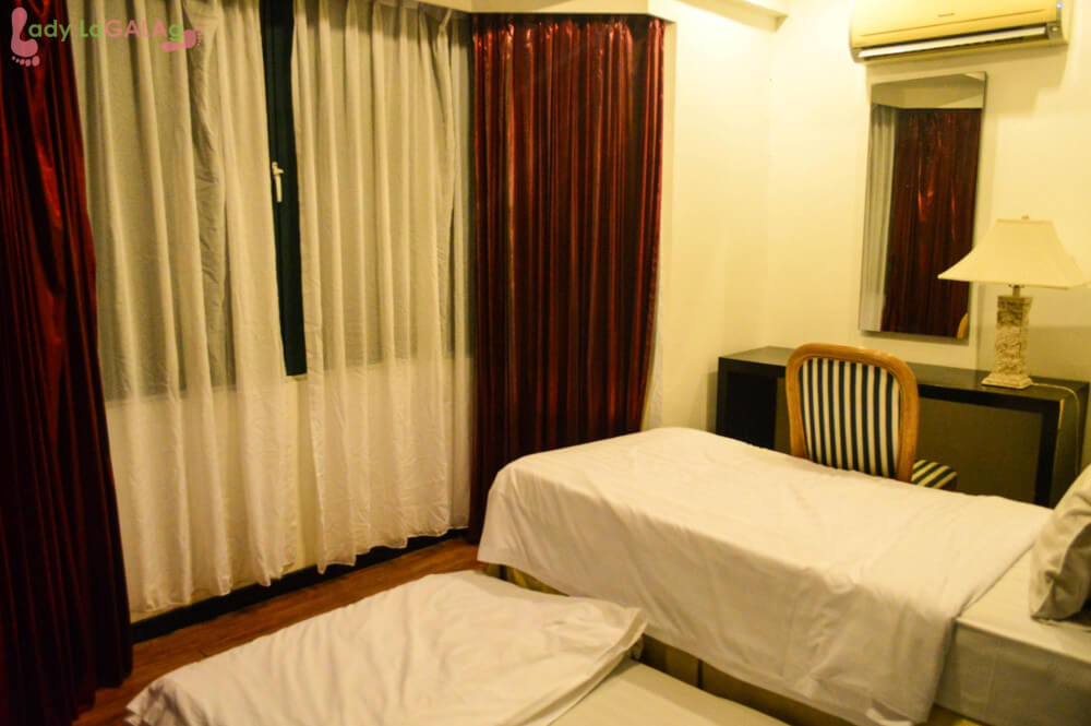 Likas Square Hotel can give you three rooms in one unit if you are traveling in big group.