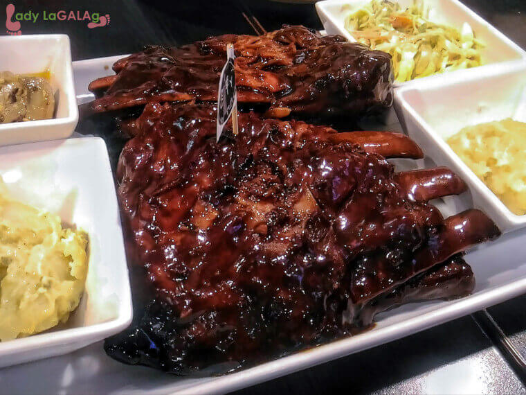 What’s eating at this restaurant in Maginhawa without trying ribs?