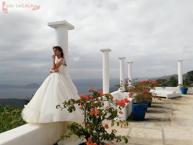 Villa Nonita is one of the Tagaytay wedding venues or best prenup shoots in Tagaytay.