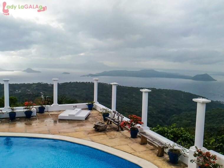 Looking for a place that has the best view of Taal Lake? Villa Nonita could be one of your choice.